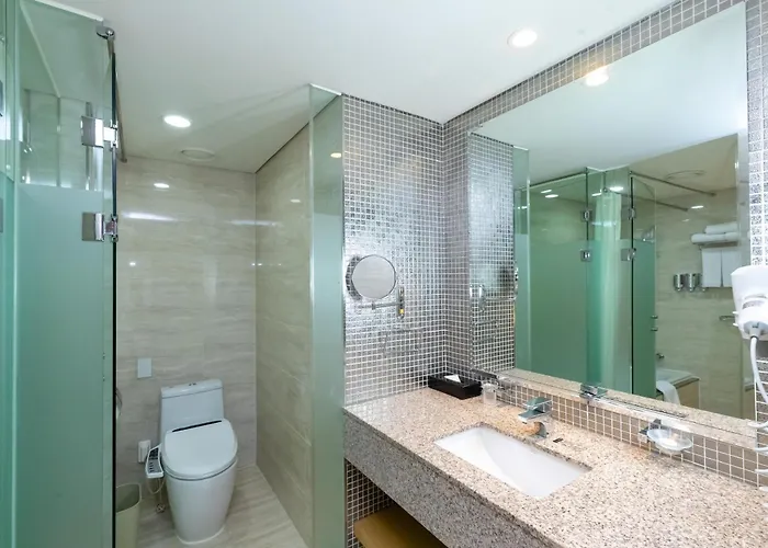 Stanford Hotel 4*
