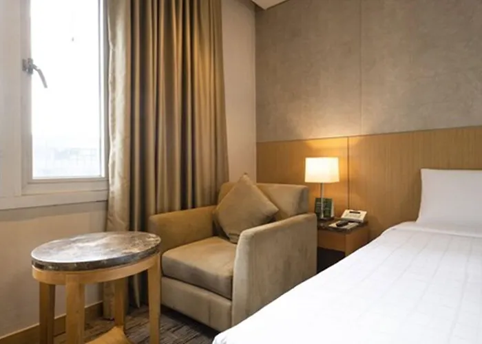 Hotel Stanford
